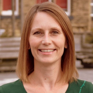 Mrs Julie Willans